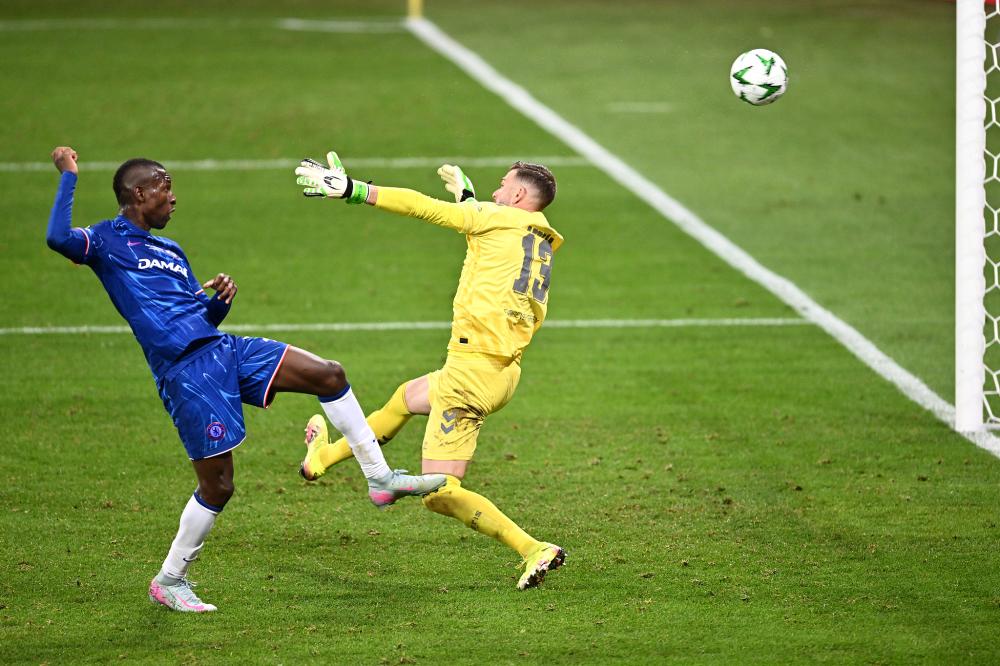 马特乌斯：我和马拉多纳就像梅西和C罗，但我们场外相处更多